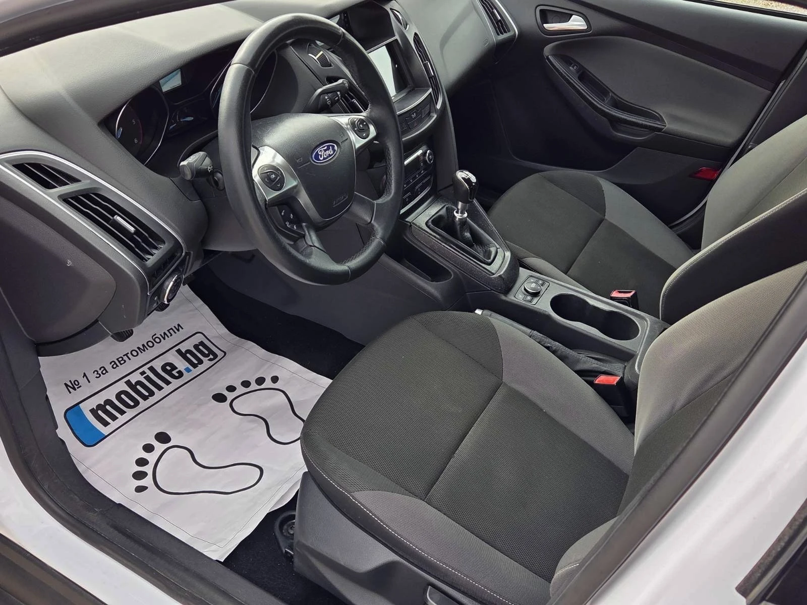 Ford Focus 1.6TDCI/GHIA/6 скорости - изображение 8