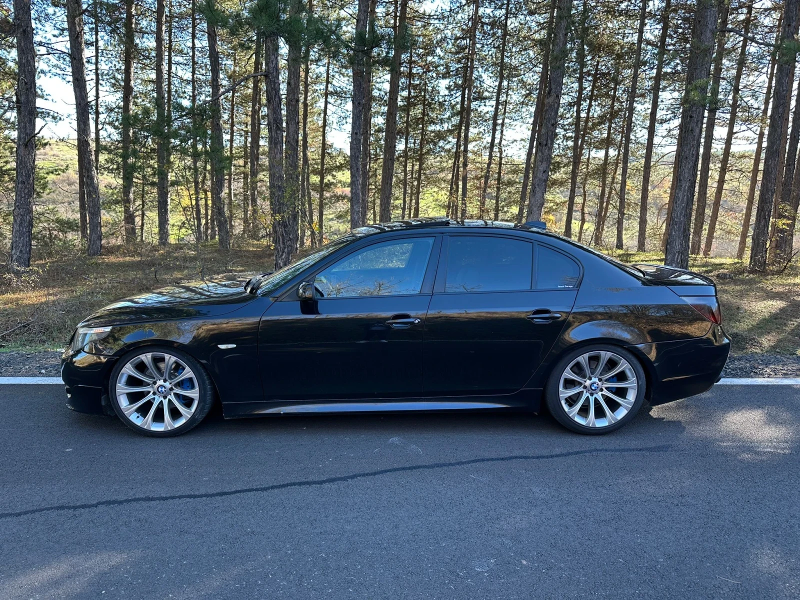 BMW 530 М-ПАКЕТ/HEAD UP/ШИБИДАХ - изображение 6