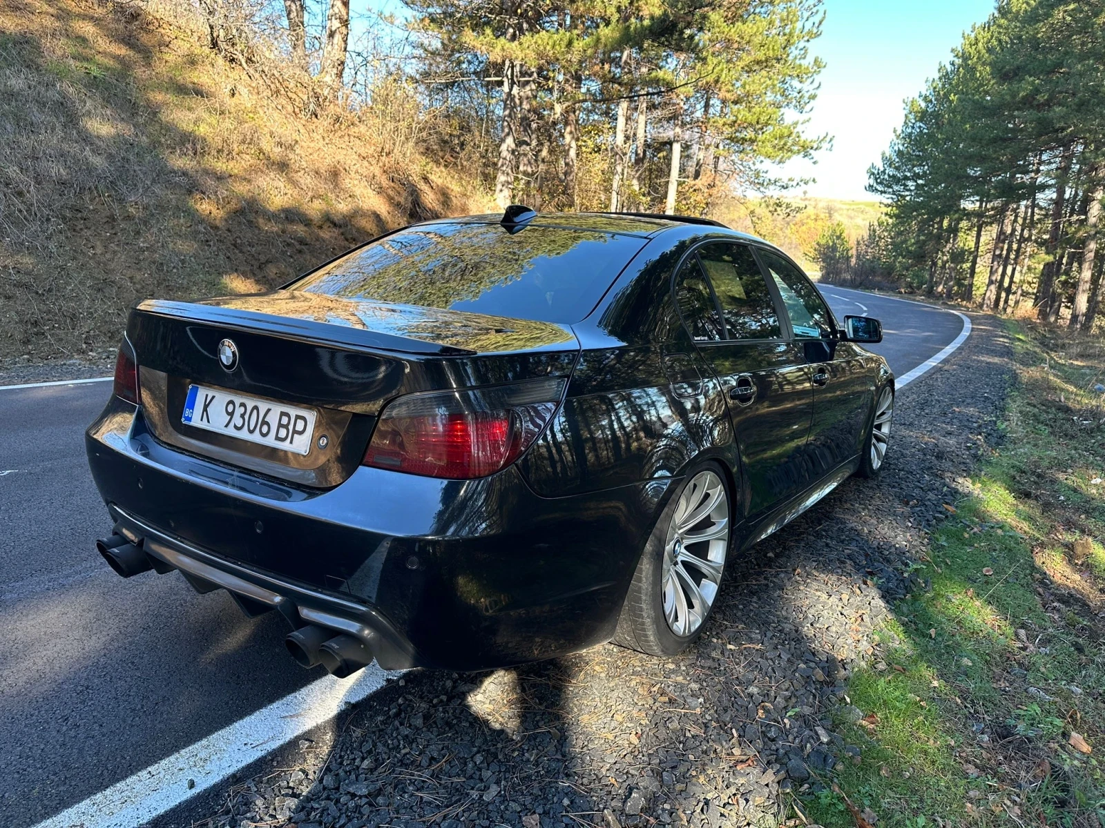 BMW 530 М-ПАКЕТ/HEAD UP/ШИБИДАХ - изображение 5