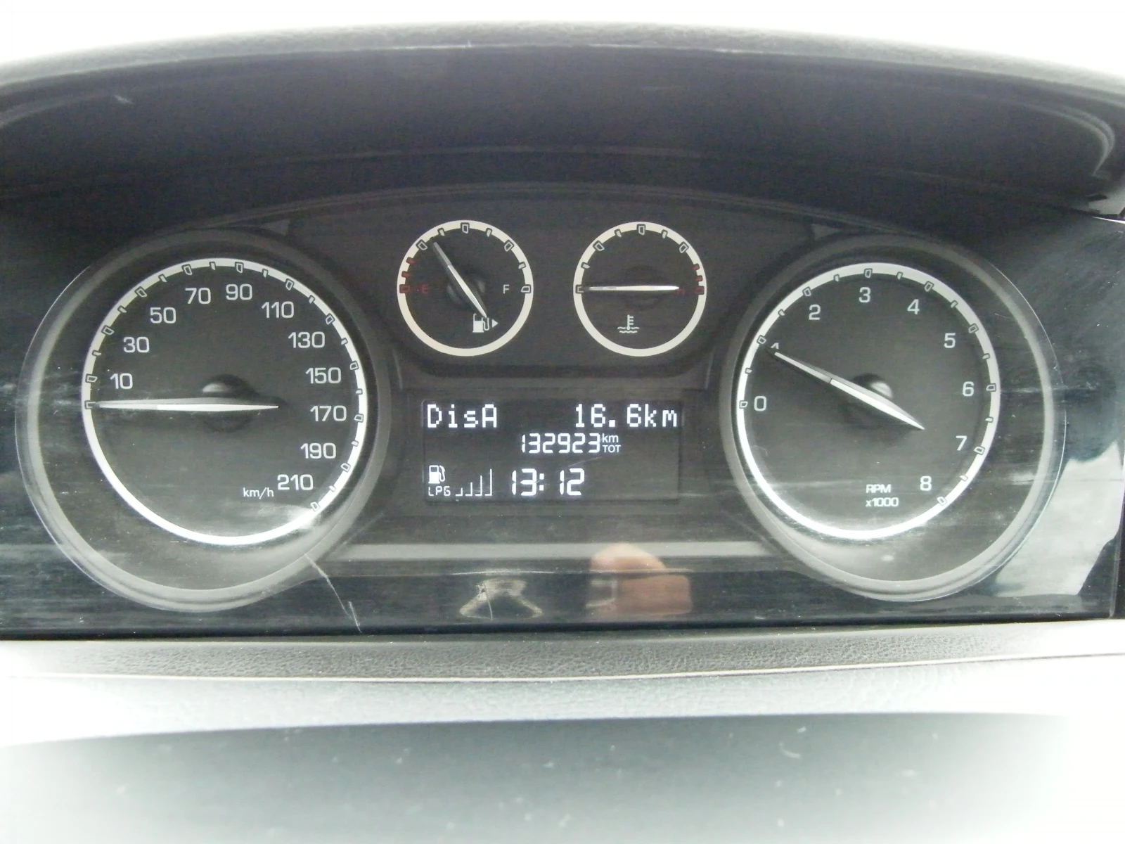 Lancia Ypsilon 1.2i EURO 6B GAZ  | Mobile.bg   9