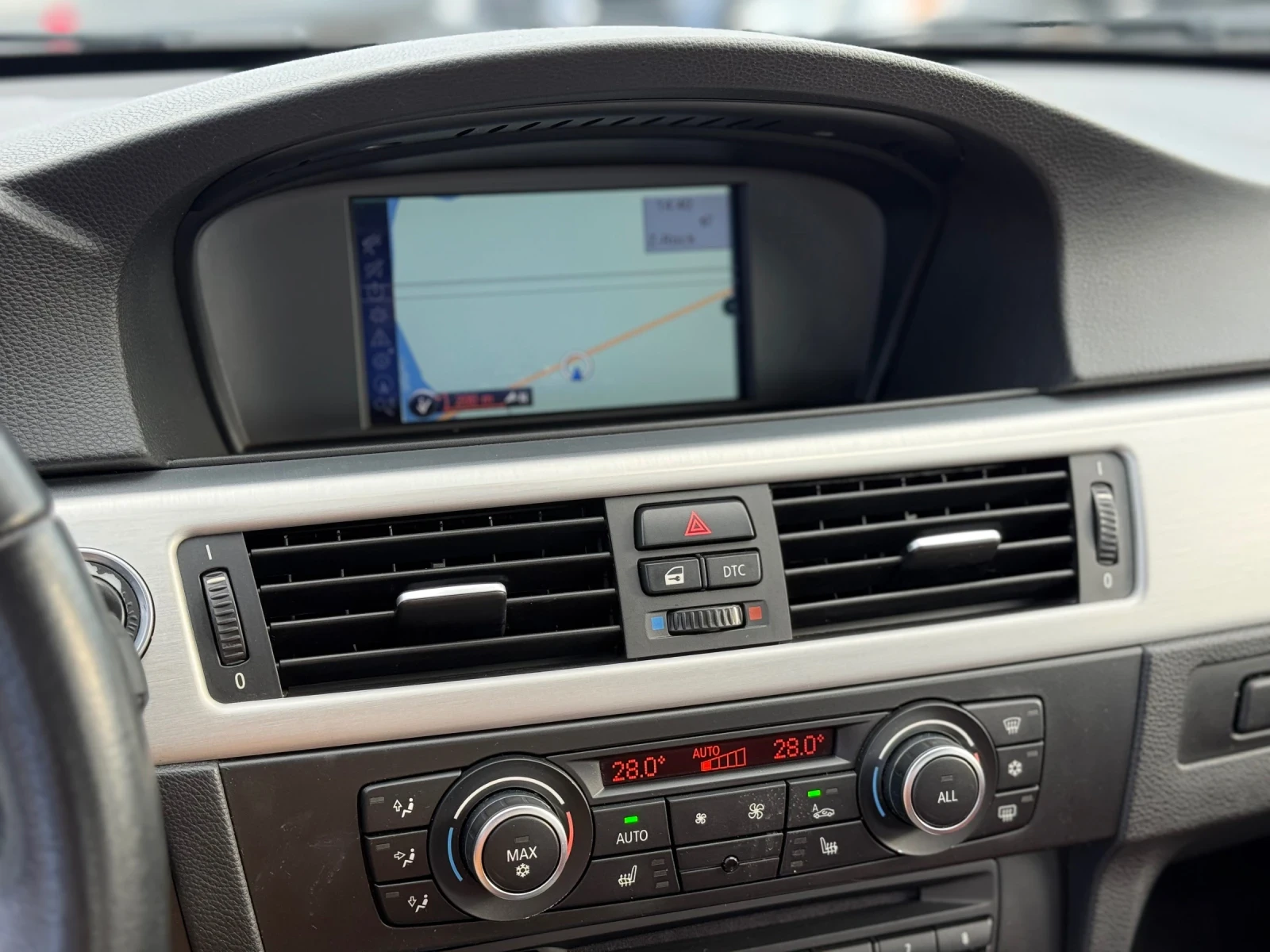 BMW 330 * 2011�* FACE* ����* 220.000��* ��� ��������� | Mobile.bg � ����������� 17