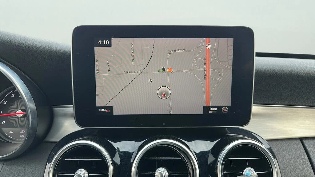 Mercedes-Benz C 300 4MATIC* АвтоКредит* (Цена до БГ) , снимка 16 - Автомобили и джипове - 53957035