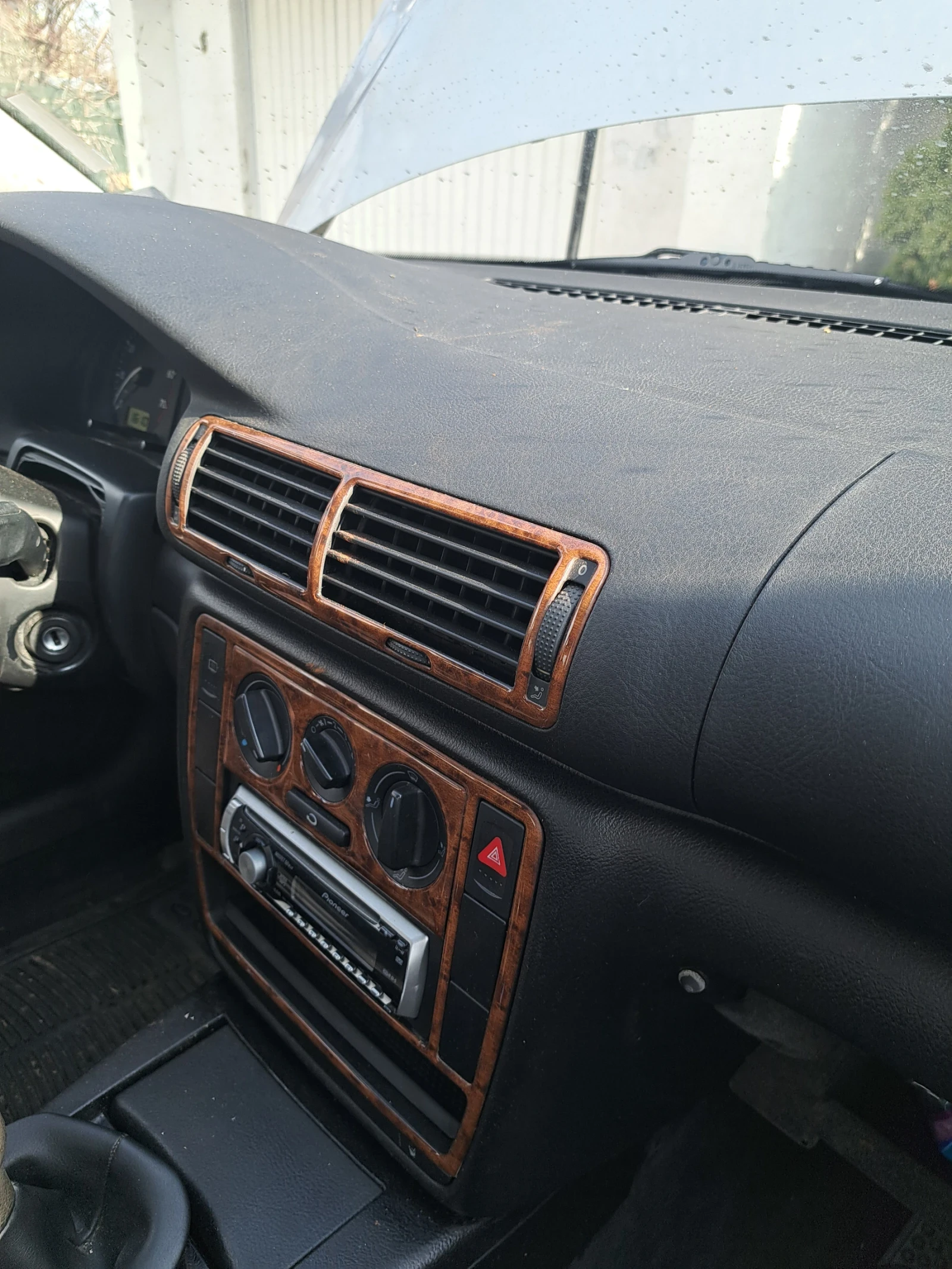 VW Passat B5, снимка 12 - Автомобили и джипове - 54083130