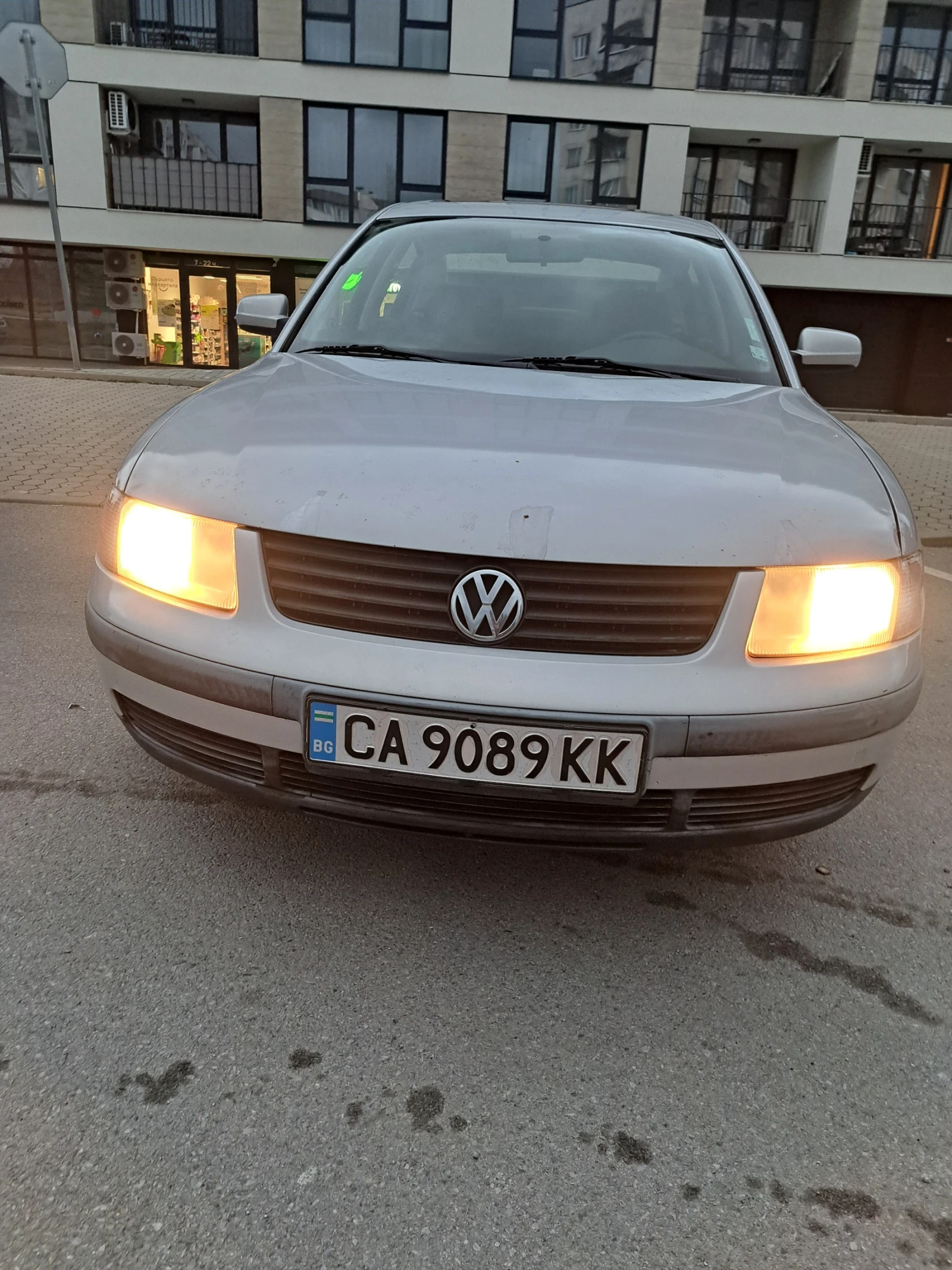 VW Passat B5, снимка 5 - Автомобили и джипове - 54083130