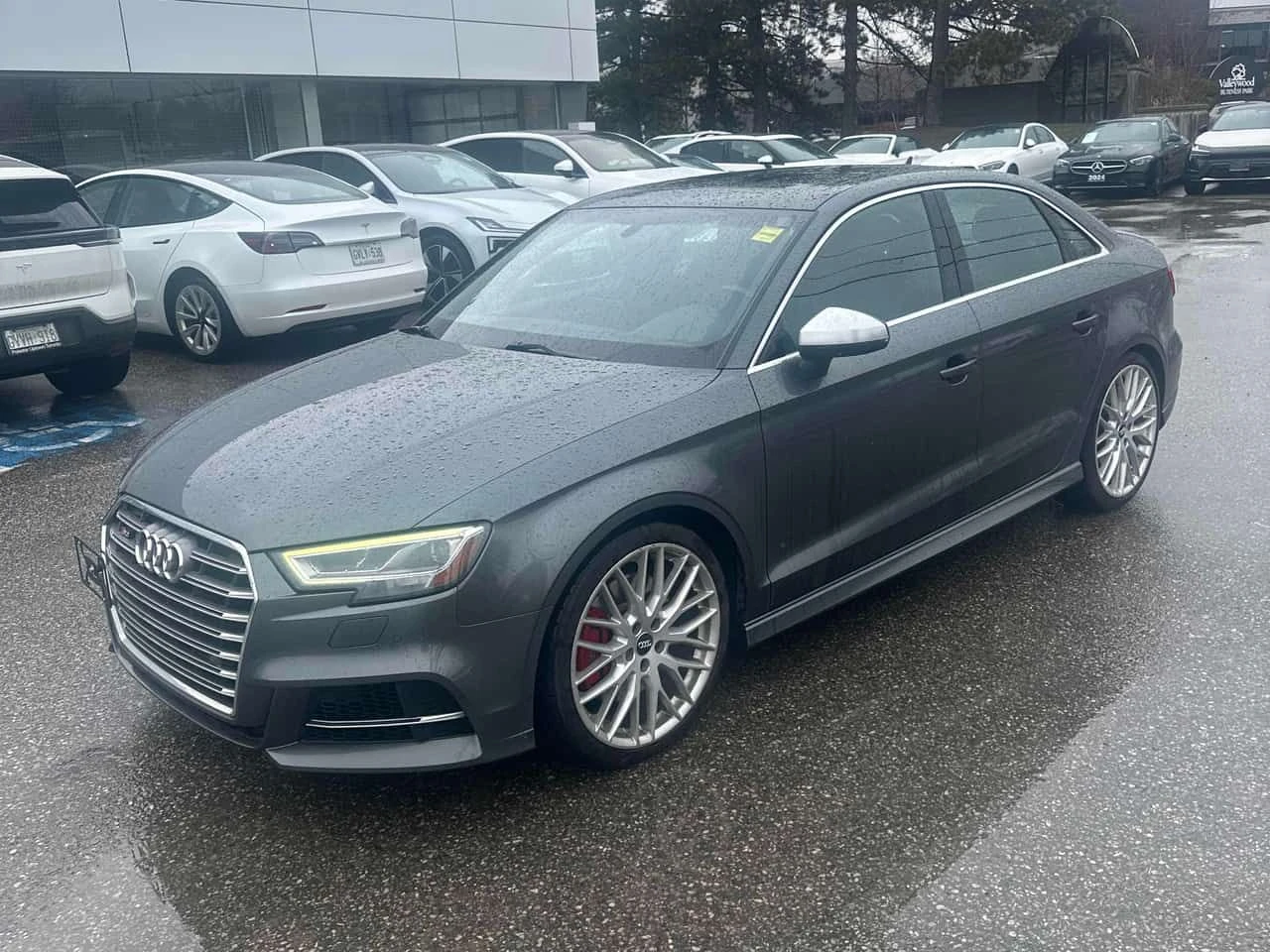 Audi S3 * Technik* ПАНОРАМА* ПОДГРЕВ* ГЛАВНО ПРЕДСТАВИТЕЛС