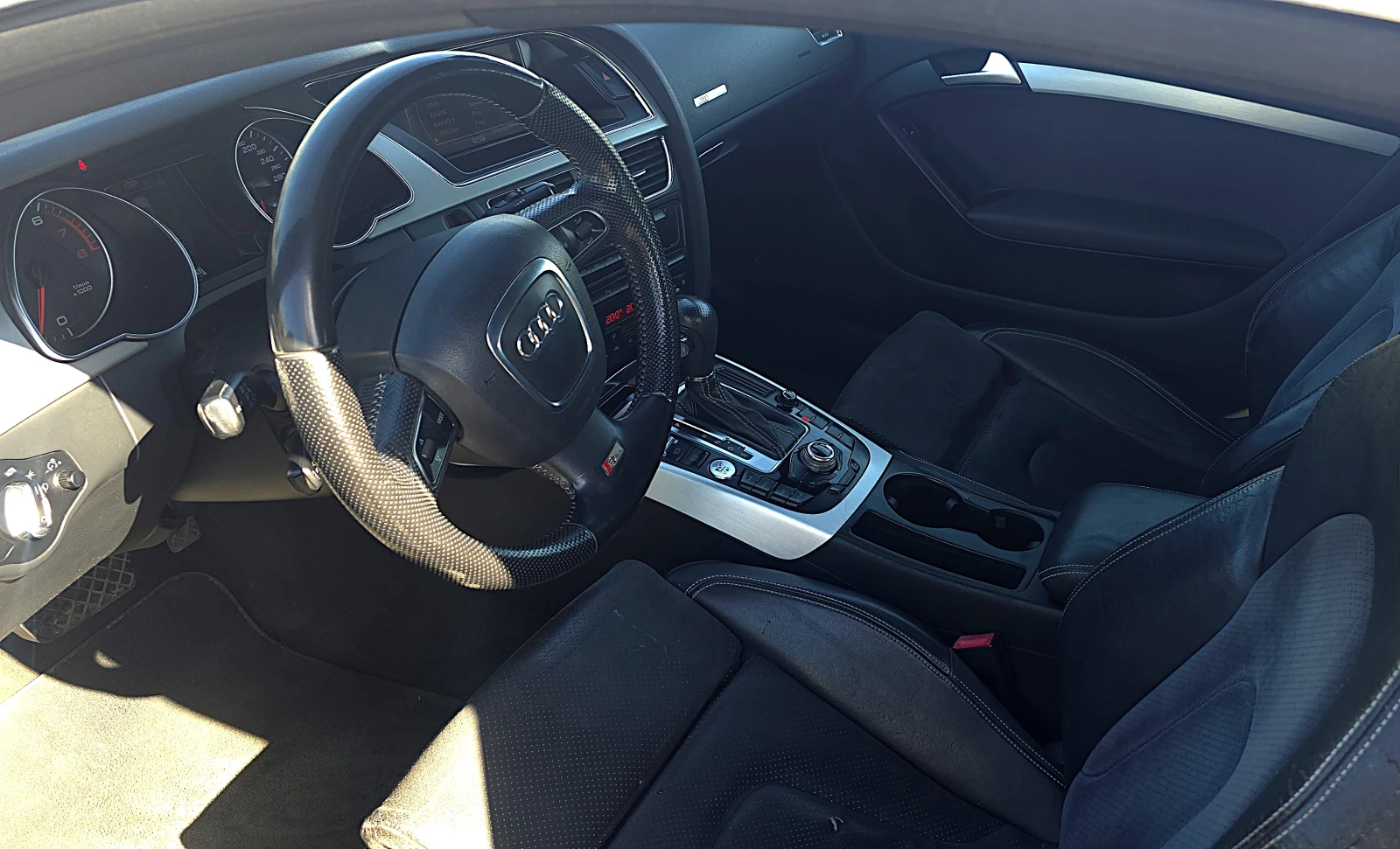 Audi A5 S-line Keyless, снимка 14 - Автомобили и джипове - 54349629