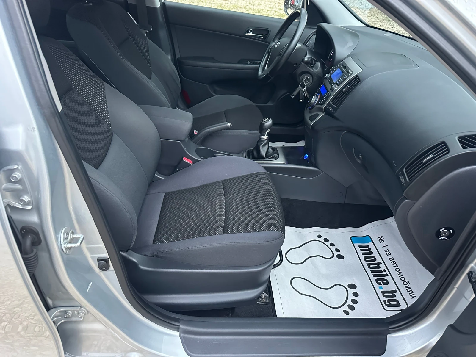 Hyundai I30 1.6/FACELIFT//EXECUTIVE//TOP, снимка 12 - Автомобили и джипове - 54576525