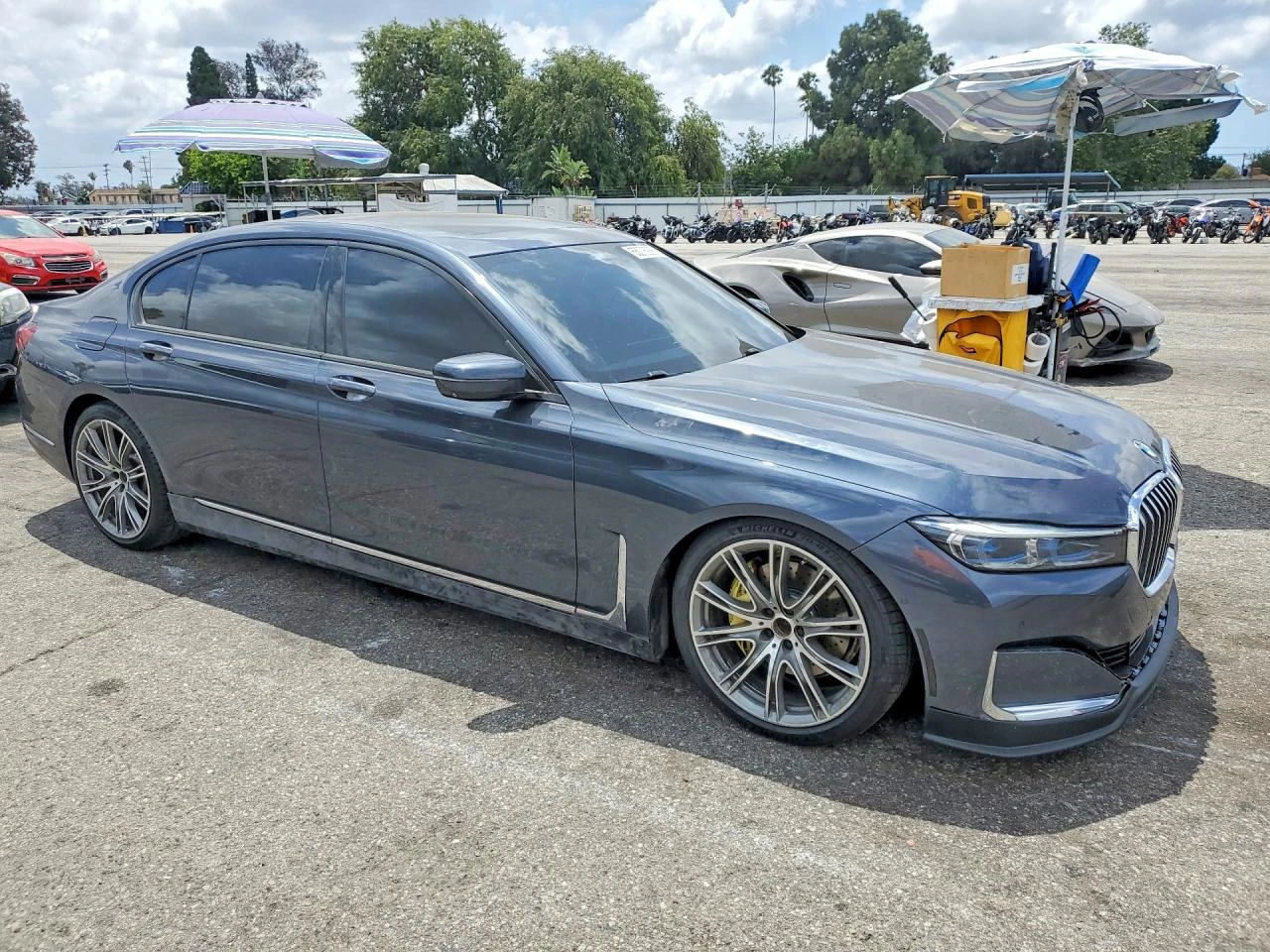 BMW 740 Li| DISTRONIC| LASER| HUD| HARMAN| MASSAGE, снимка 3 - Автомобили и джипове - 54713921