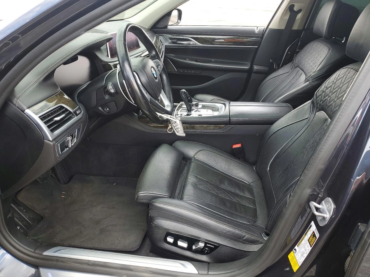 BMW 740 Li| DISTRONIC| LASER| HUD| HARMAN| MASSAGE, снимка 7 - Автомобили и джипове - 54713921