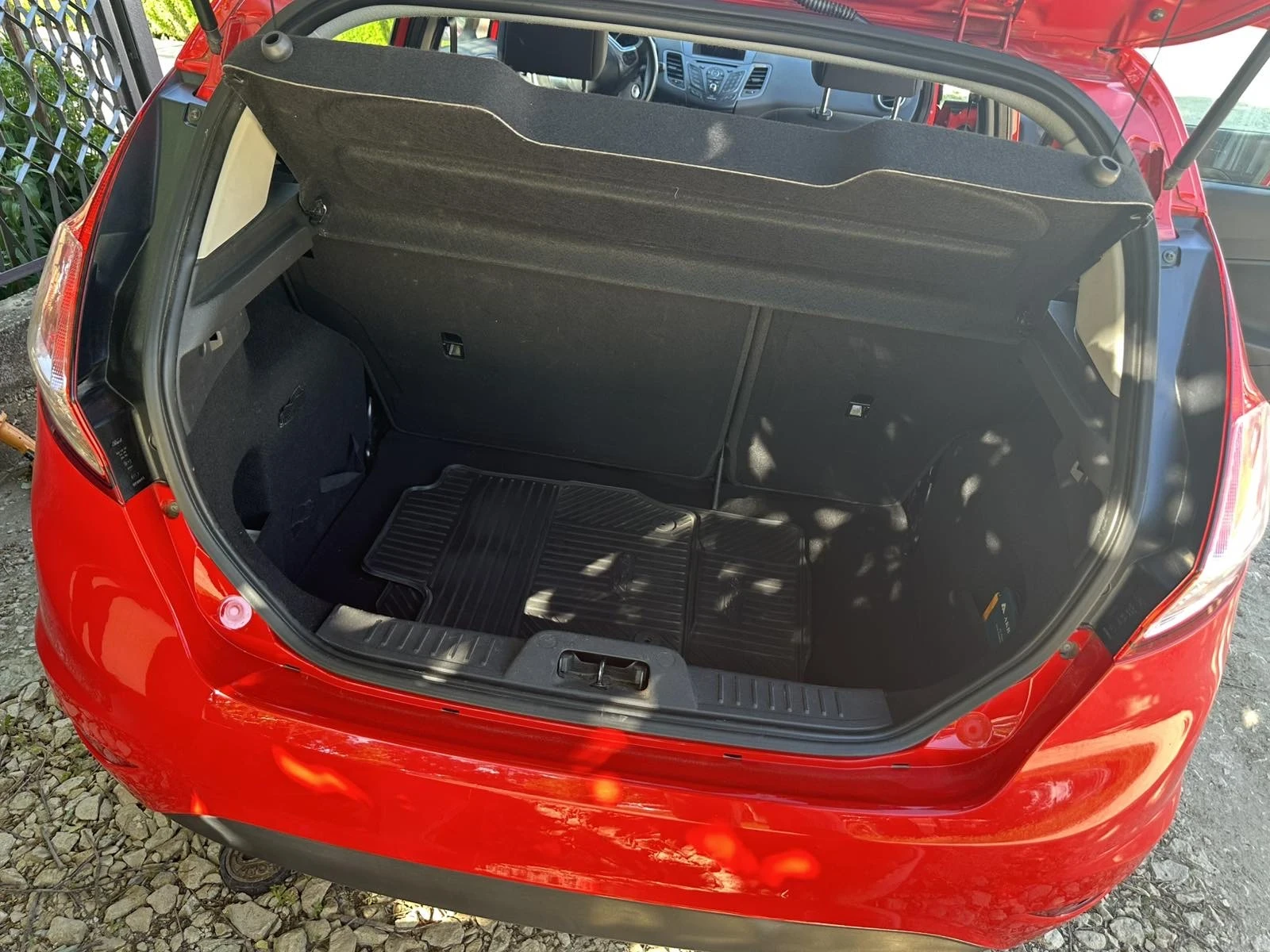 Ford Fiesta 1.0, снимка 16 - Автомобили и джипове - 54722457