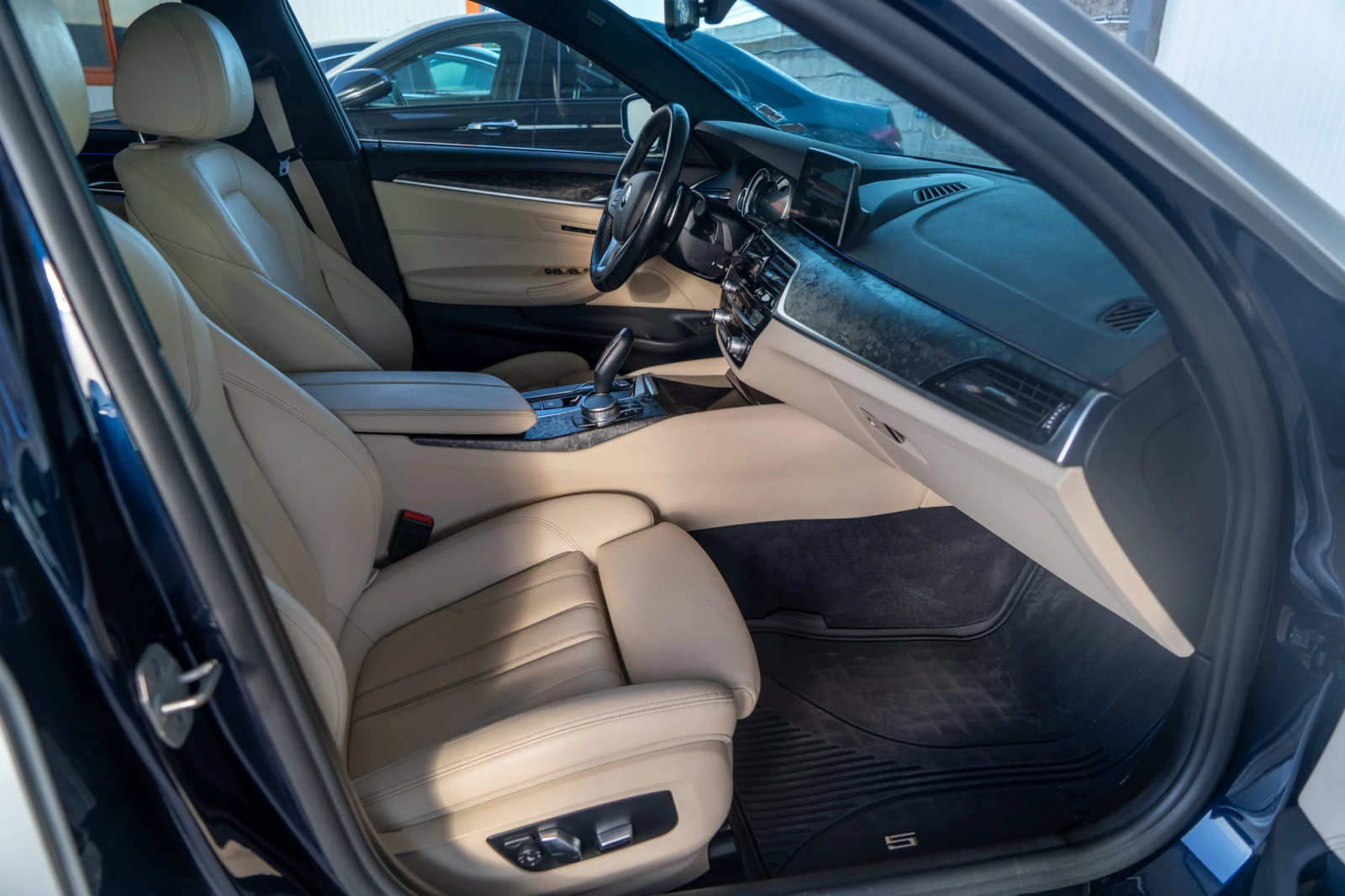 BMW 540 I = B58 = 2017 = SPORT LINE = ГАРАНЦИЯ = ЛИЗИНГ, снимка 8 - Автомобили и джипове - 54726355