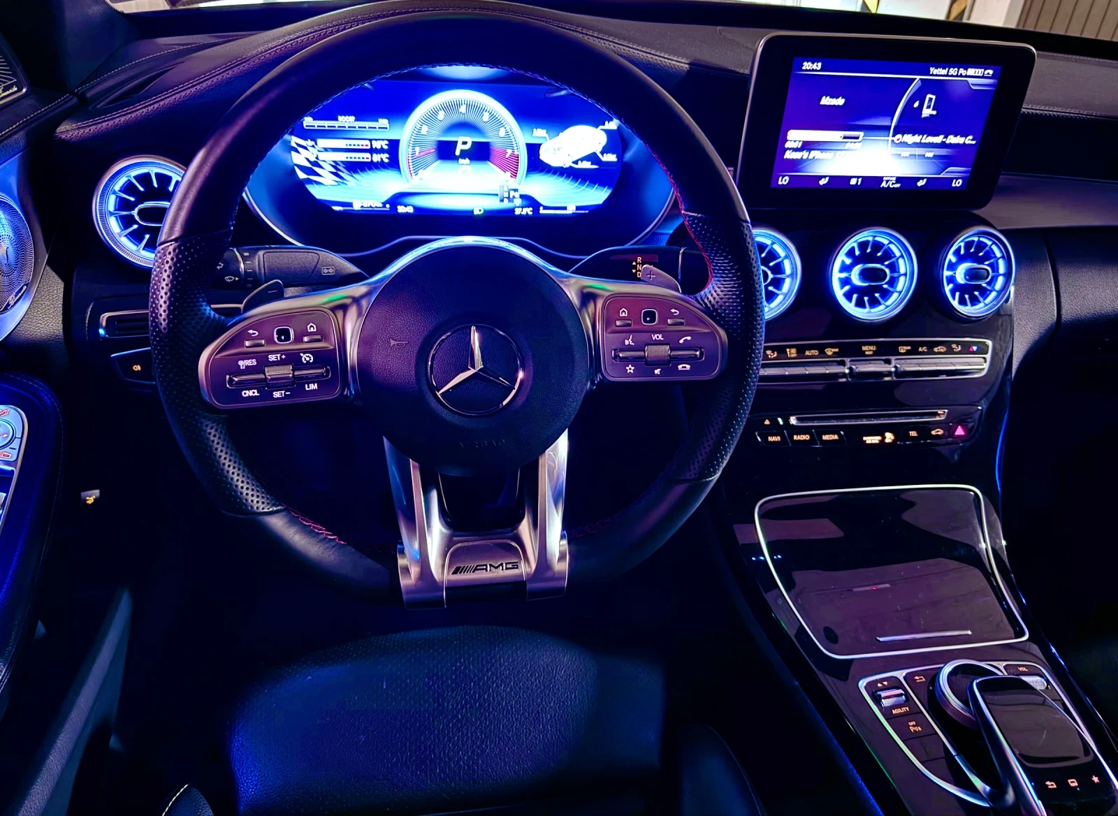 Mercedes-Benz C 250 AMG 4MATIC Burmester, снимка 16 - Автомобили и джипове - 54931039