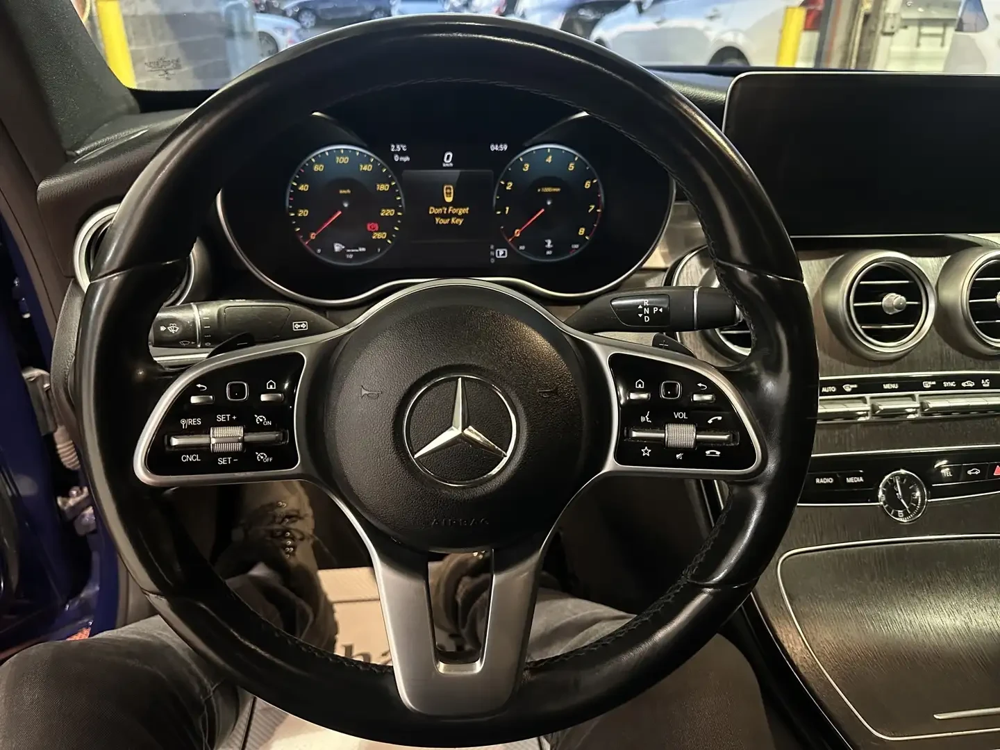 Mercedes-Benz C 300 AMG* BURMESTER* 4MATIC* Coupe* Digital* 2кл, снимка 10 - Автомобили и джипове - 55198838