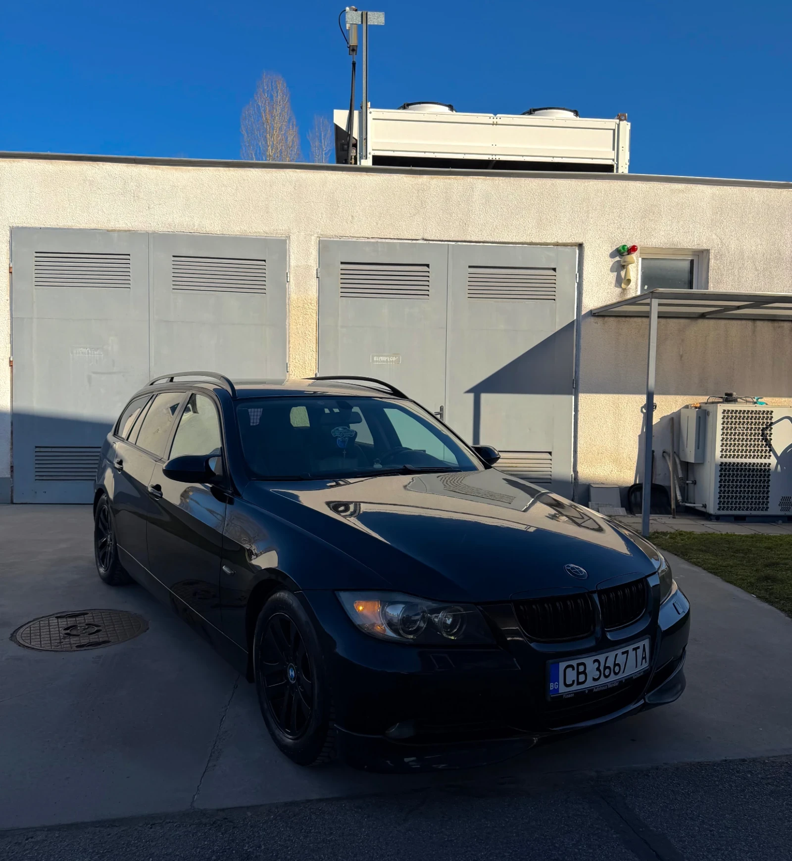BMW 320, снимка 4 - Автомобили и джипове - 55291909