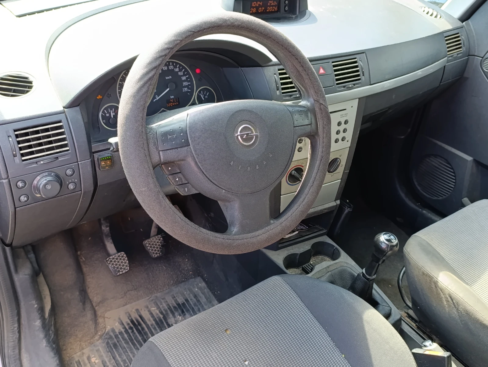 Opel Meriva 1.6 101 GAZ i, снимка 11 - Автомобили и джипове - 55440461