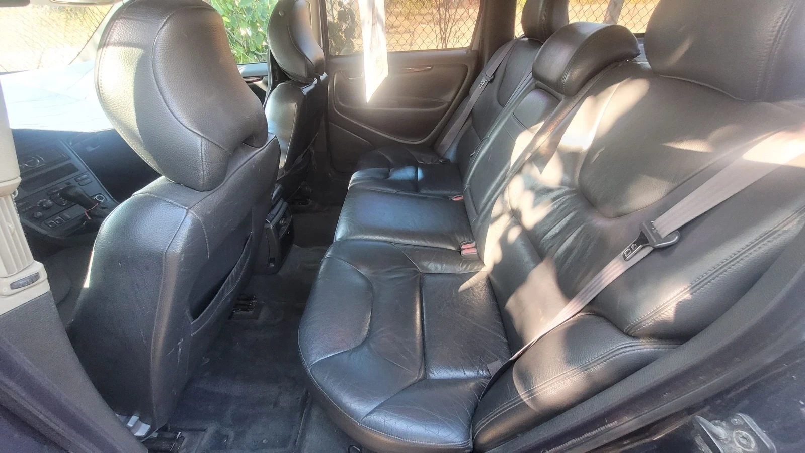 Volvo V70, снимка 4 - Автомобили и джипове - 55771770