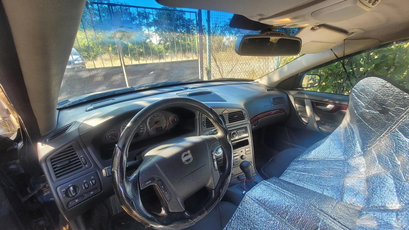 Volvo V70, снимка 3 - Автомобили и джипове - 55771770