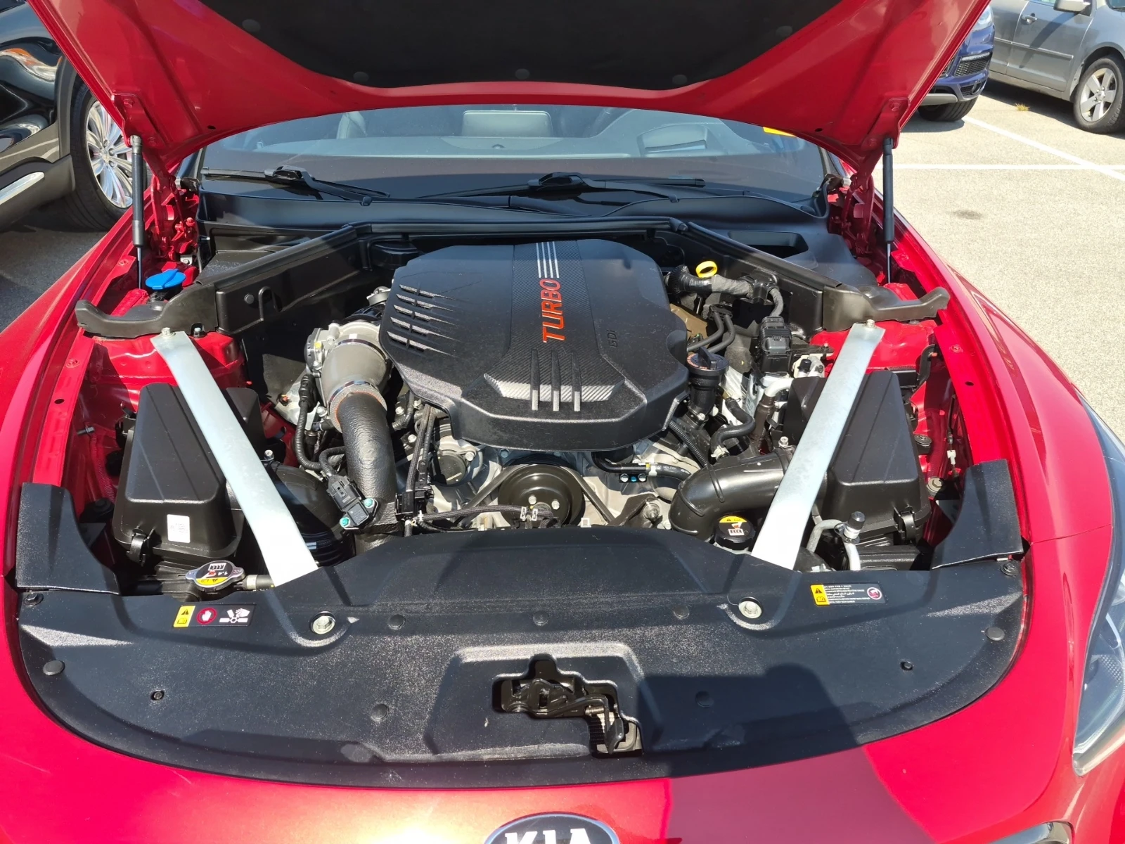 Kia Stinger STINGER GT LIMITED / АВТОКРЕДИТ, снимка 16 - Автомобили и джипове - 56047000