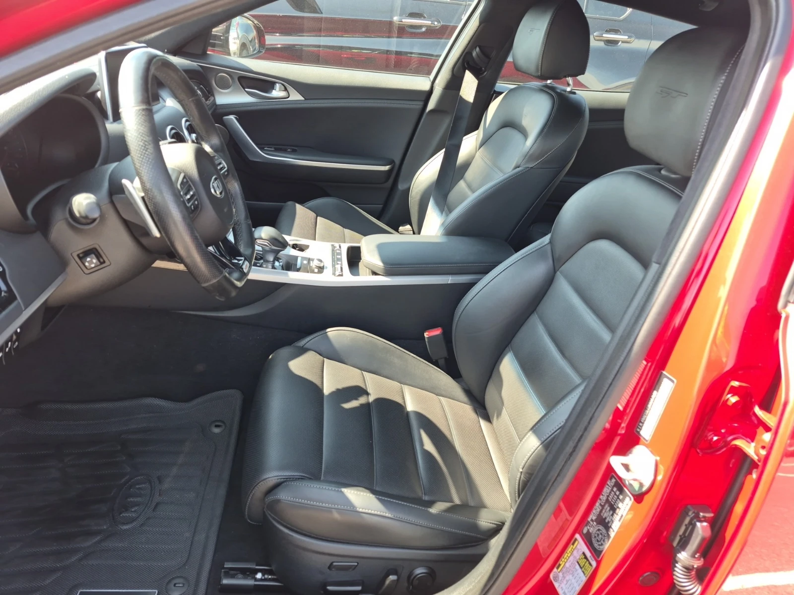 Kia Stinger STINGER GT LIMITED / АВТОКРЕДИТ, снимка 7 - Автомобили и джипове - 56047000