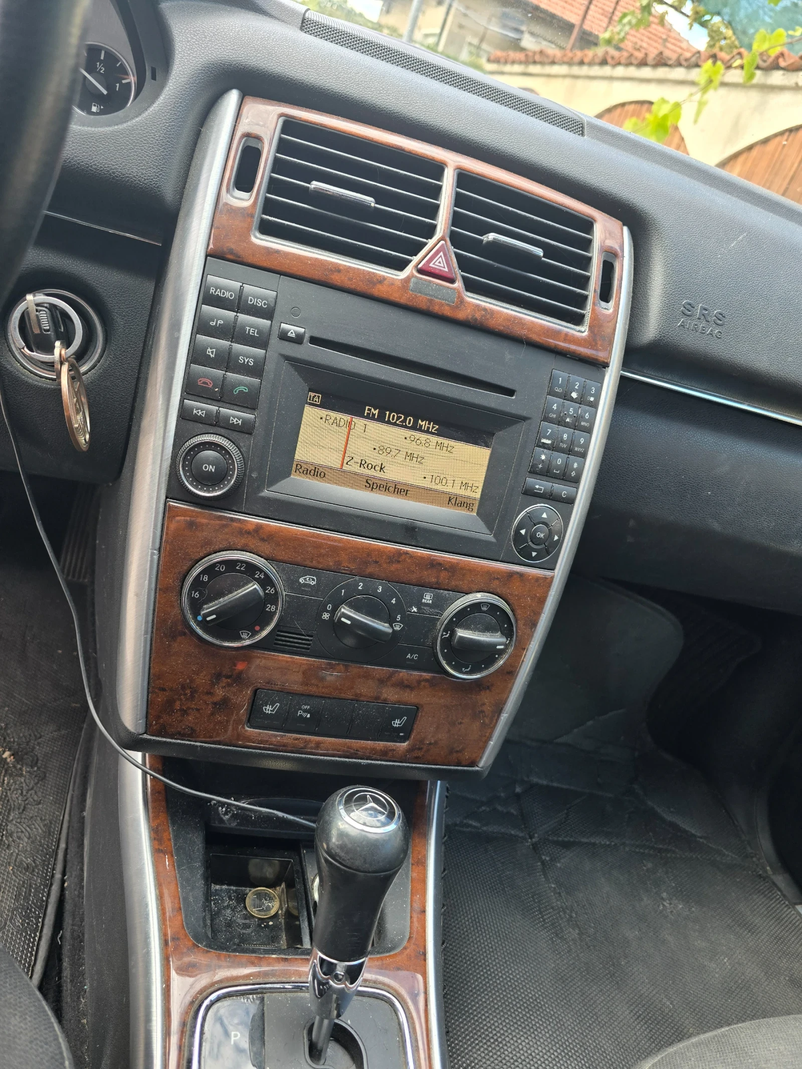Mercedes-Benz B 200, снимка 6 - Автомобили и джипове - 56112843