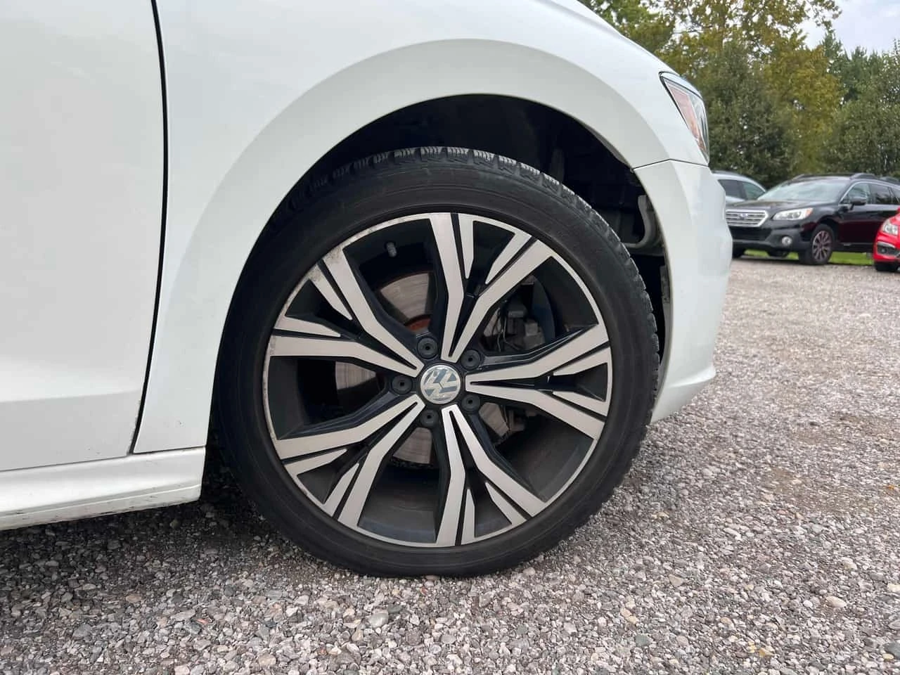VW Passat / Execline / CARFAX / ОПЦИЯ ЗА ФИНАНСИРАНЕ, снимка 6 - Автомобили и джипове - 56288896