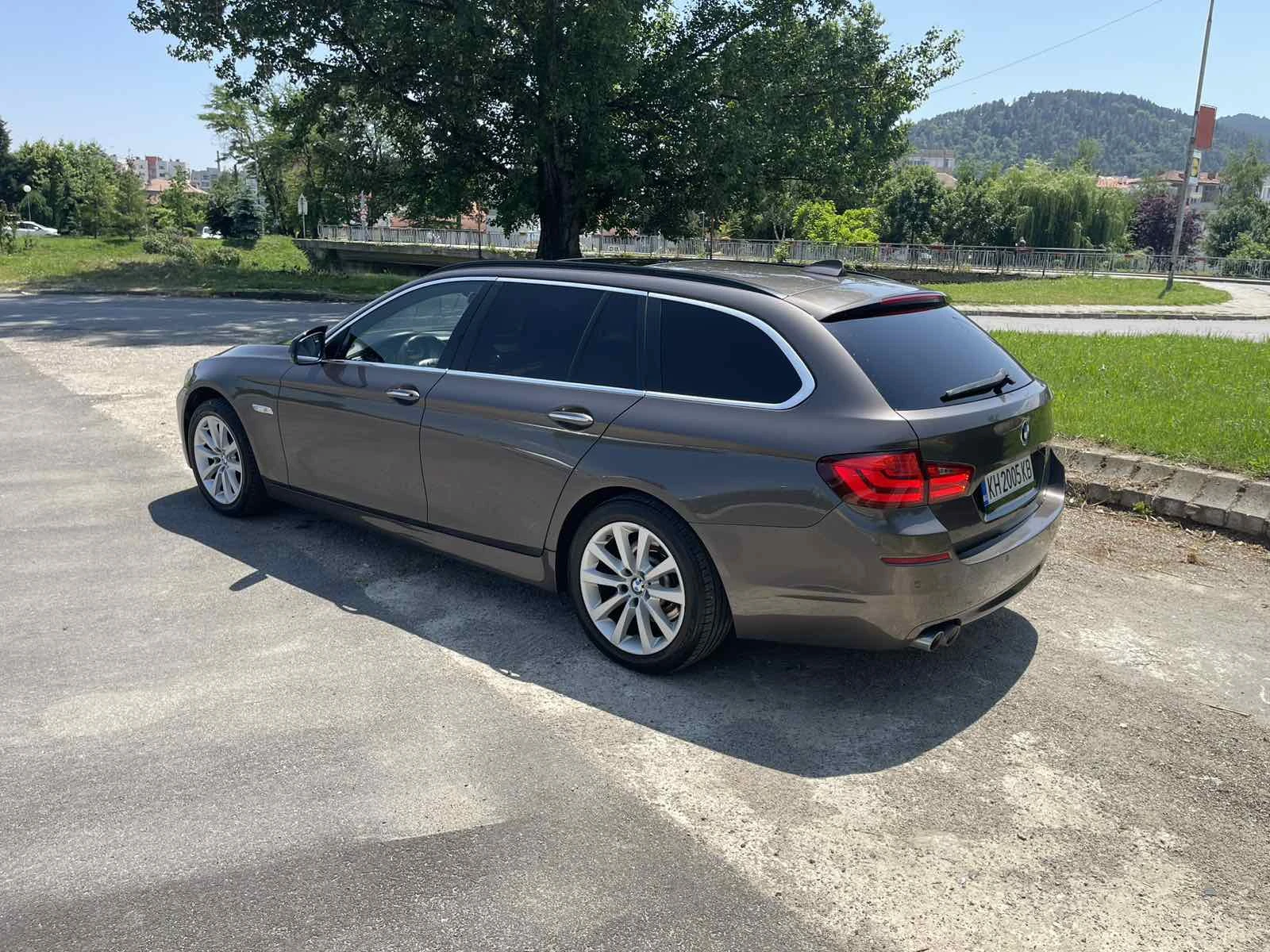 BMW 520 2.0 D, снимка 4 - Автомобили и джипове - 56484968