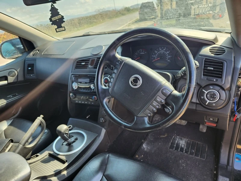 SsangYong Kyron 2.0xdi auto, снимка 11 - Автомобили и джипове - 42043978