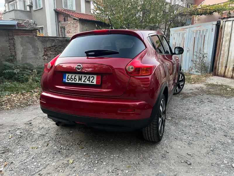 Nissan Juke 1.6iАВТОМАТИК, снимка 7 - Автомобили и джипове - 48019213