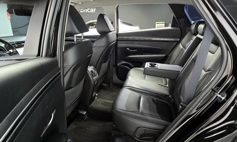 Hyundai Tucson Diesel 2.0 2WD Premium * НАЙ-ДОБРА ЦЕНА В БЪЛГАРИЯ, снимка 12 - Автомобили и джипове - 52046202