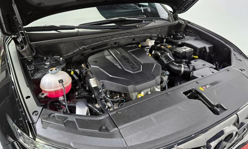 Hyundai Tucson Diesel 2.0 2WD Premium * НАЙ-ДОБРА ЦЕНА В БЪЛГАРИЯ, снимка 6 - Автомобили и джипове - 52046202