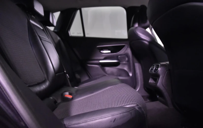 Mercedes-Benz GLC 220 d 4MATIC Off-Roader, снимка 7 - Автомобили и джипове - 52661541