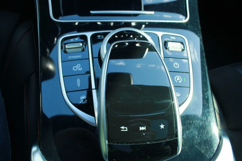 Mercedes-Benz GLC 43 AMG BURMASTER* 360* PANO* NIGHT PACK* KEYLESS GO* AMBI, снимка 12 - Автомобили и джипове - 52962880