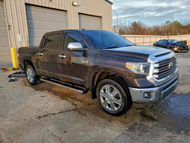 Toyota Tundra CREWMAX 1794/AWD/КРЕДИТИРАНЕ ОТ 626 ЛВ НА МЕСЕЦ, снимка 4 - Автомобили и джипове - 53190413