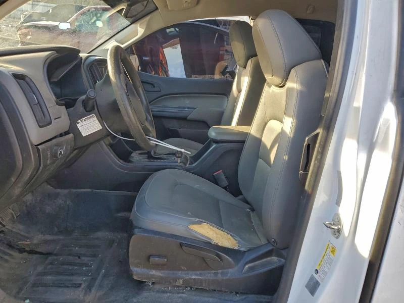 Chevrolet Colorado 2.5L 4 Rear-wheel drive, снимка 8 - Автомобили и джипове - 53927280