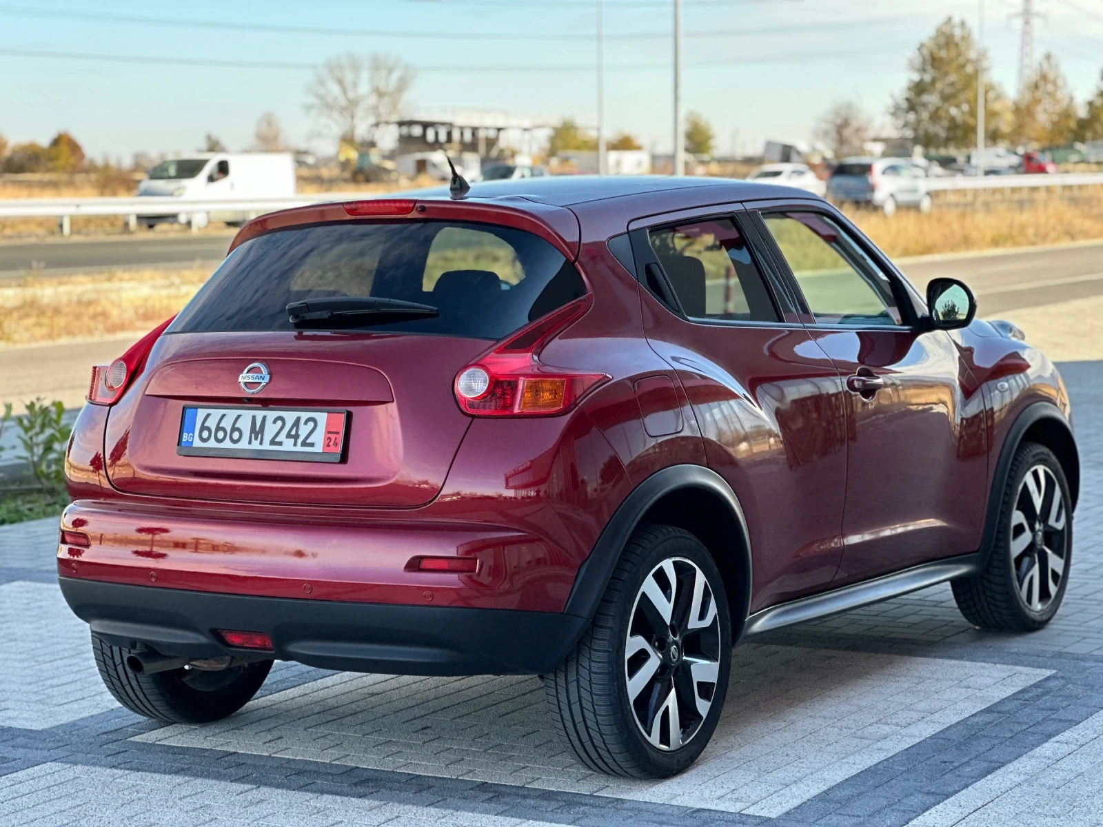 Nissan Juke 1.6iАВТОМАТИК - изображение 6