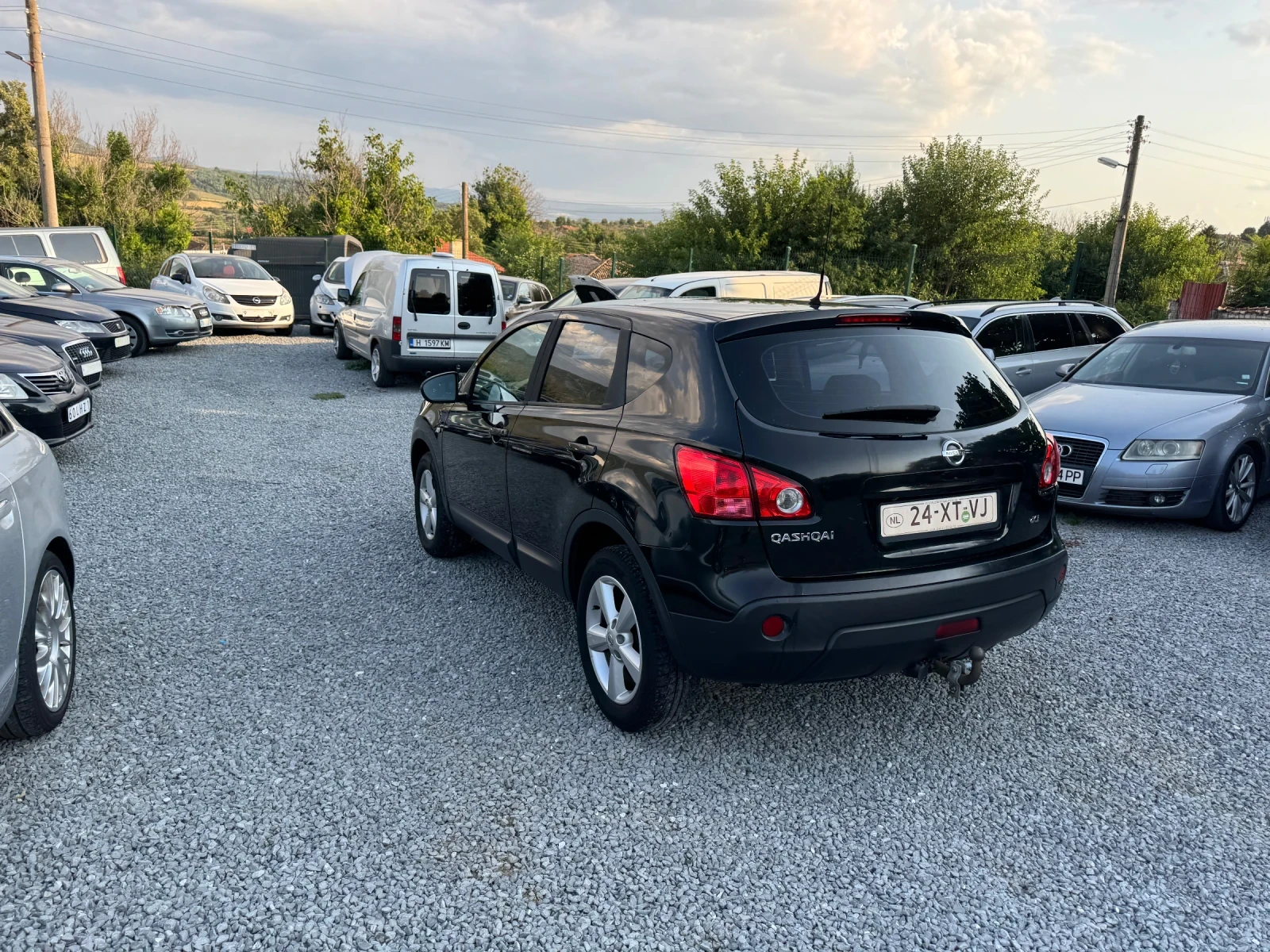 Nissan Qashqai 2.0d 150hp 4x4 панорама-кожа-фул екстри  - изображение 7