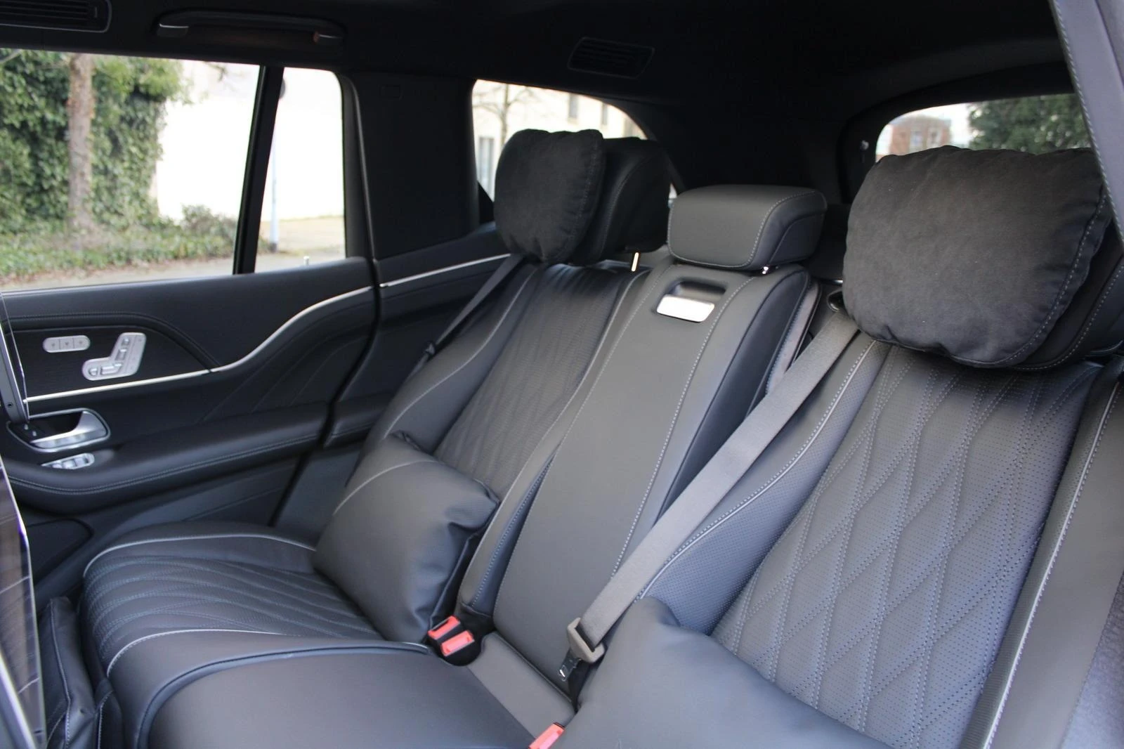 Mercedes-Benz GLS 600 MAYBACH 4-MATIC HEAD UP BURMESTER EXCLUSIVE 360 | Mobile.bg   13