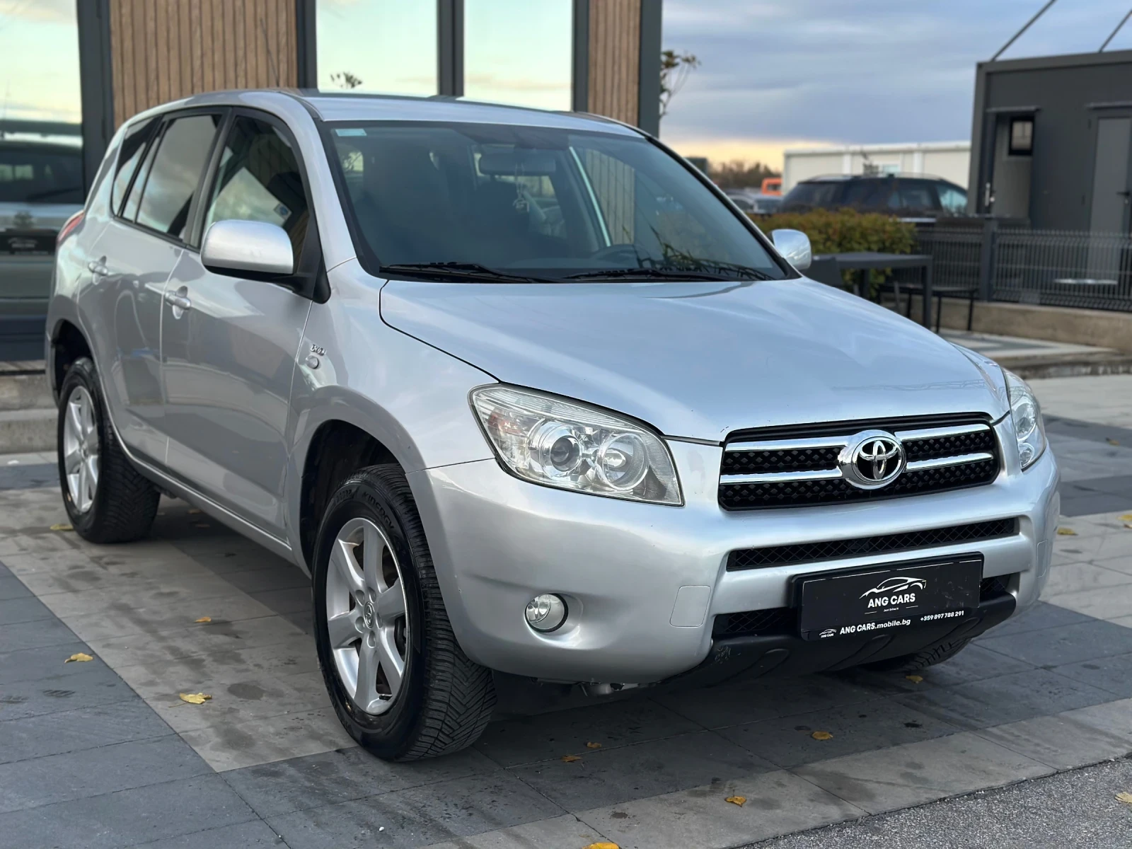 Toyota Rav4 * 2.2D-4D* 4X4* СЕРВИЗНА ИСТОРИЯ*  - изображение 2