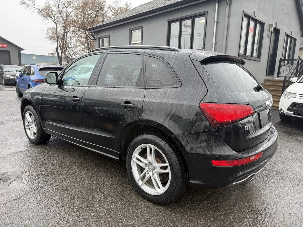 Audi Q5 2.0T Quattro Technik АвтоКредит* (ЦЕНА ДО БГ) - изображение 6
