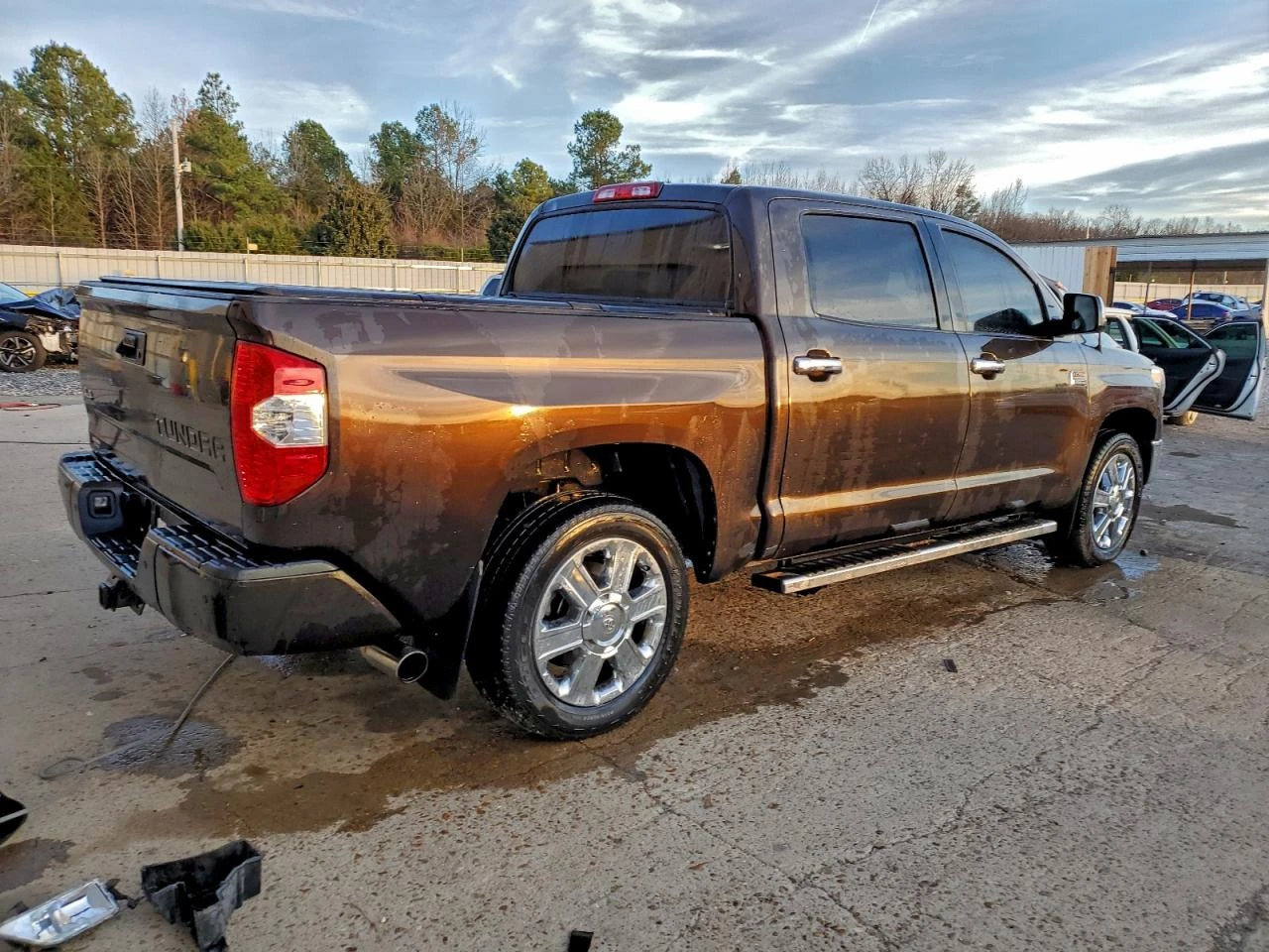 Toyota Tundra CREWMAX 1794/AWD/����������� �� 626 �� �� ����� | Mobile.bg � ����������� 3