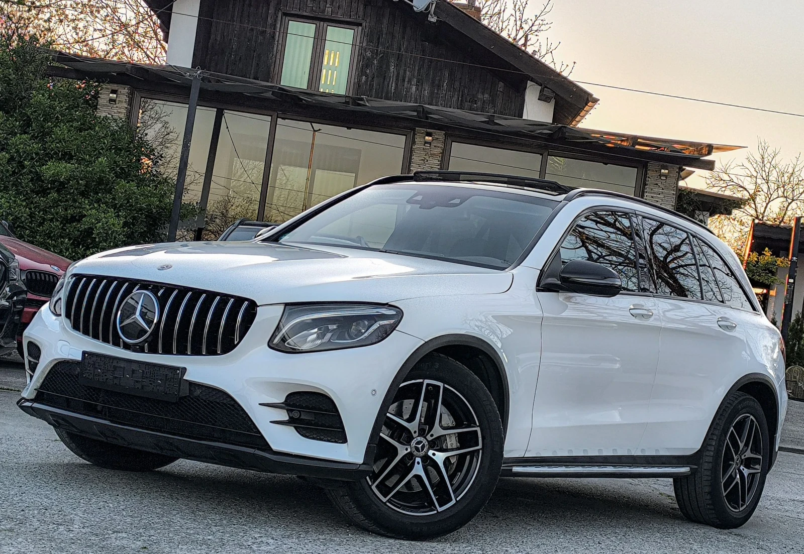 Mercedes-Benz GLC 350 D* AMG-LINE* 9G* 4-MATIC* ПАНОРАМА*  | Auto.bg — изображение 1