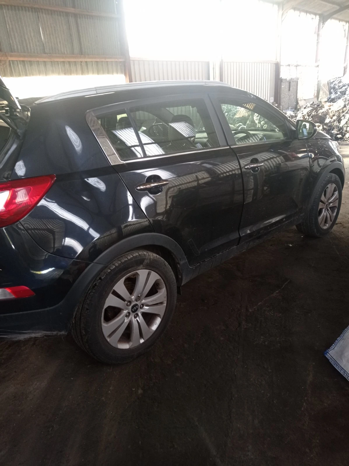 Kia Sportage 1.7  CRDI 116 kc, снимка 3 - Автомобили и джипове - 54444844