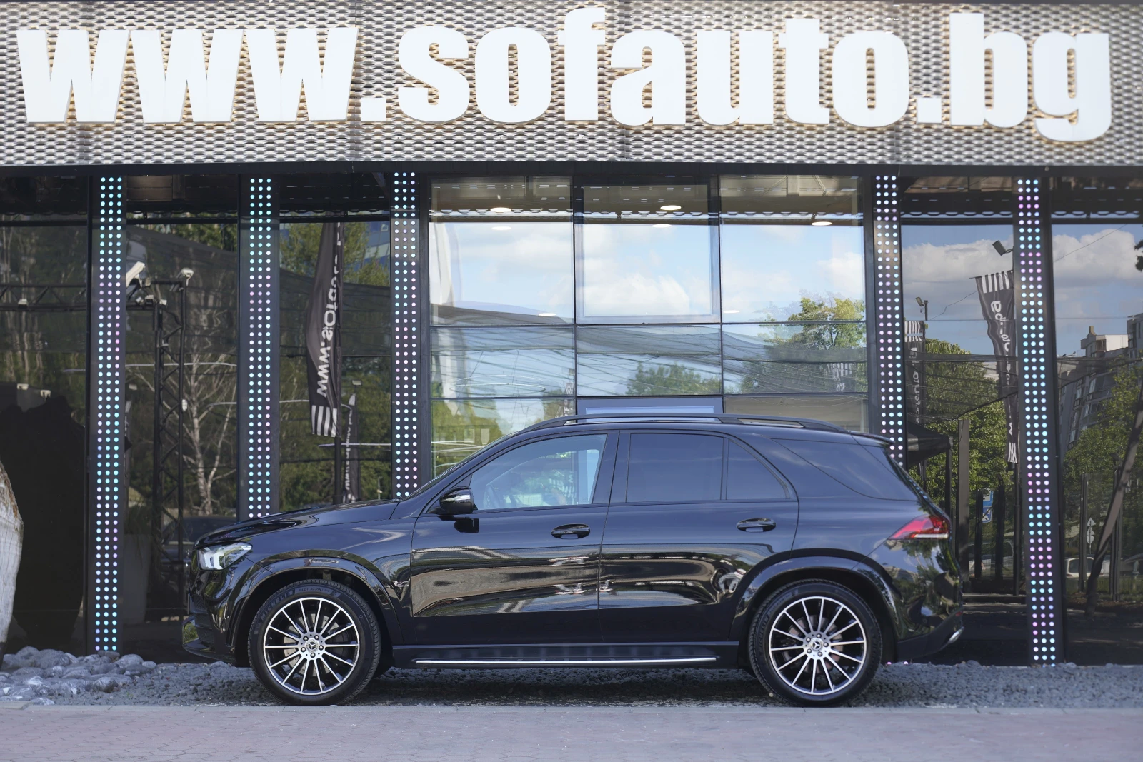 Mercedes-Benz GLE 350 d 4Matic AMG Line Night Package, снимка 4 - Автомобили и джипове - 54549493