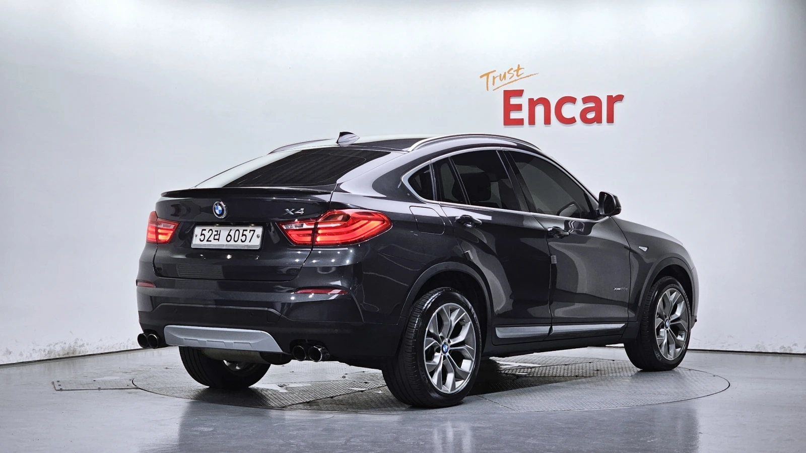 BMW X4 xDrive20d* HUD* ЕЛ. БАГАЖНИК* ЛЮК* КРАЙНА ЦЕНА, снимка 2 - Автомобили и джипове - 55349631