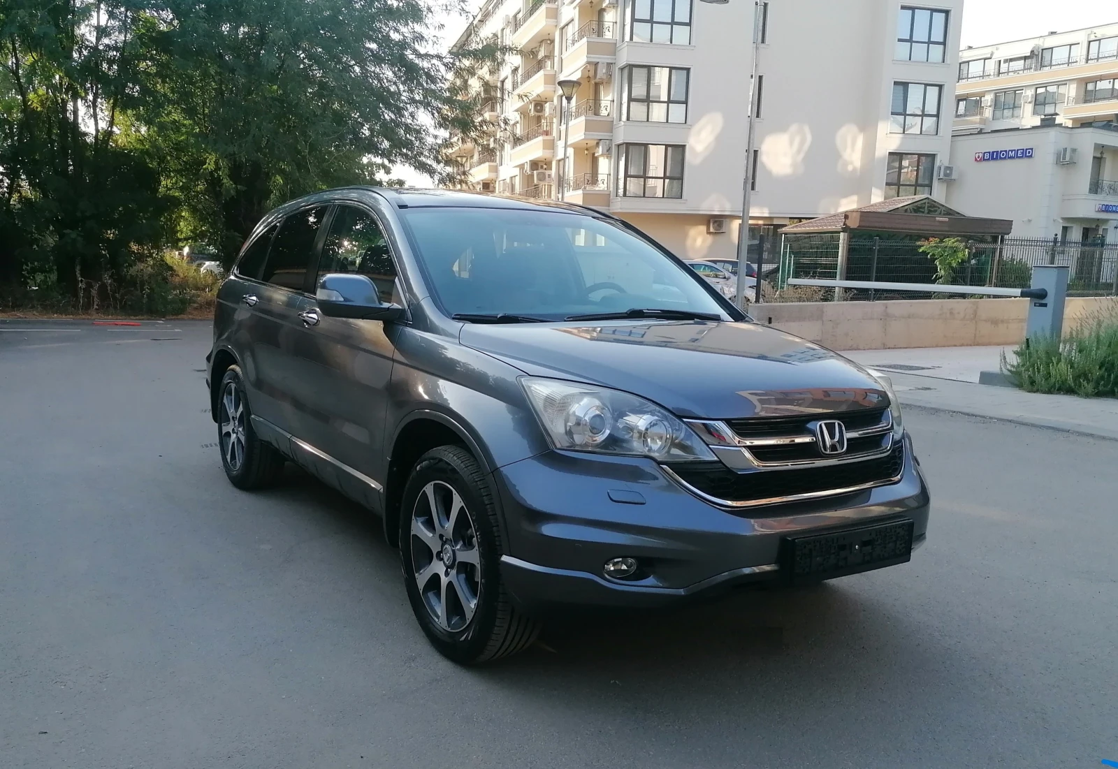Honda Cr-v 2.0i-VTEC Панорама Камера Навигация Кожа Executive, снимка 4 - Автомобили и джипове - 55912018