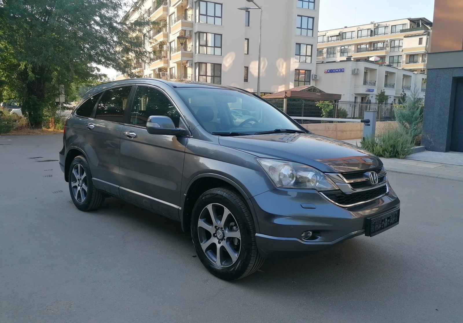 Honda Cr-v 2.0i-VTEC Панорама Камера Навигация Кожа Executive, снимка 5 - Автомобили и джипове - 55912018