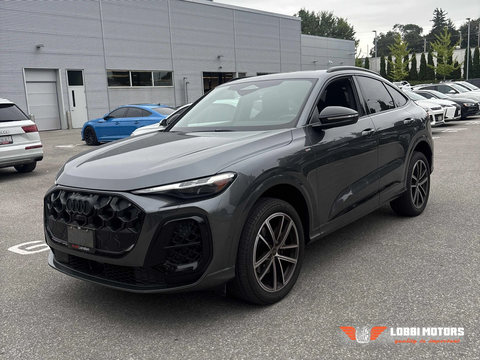 Audi Q5, снимка 7 - Автомобили и джипове - 56128896
