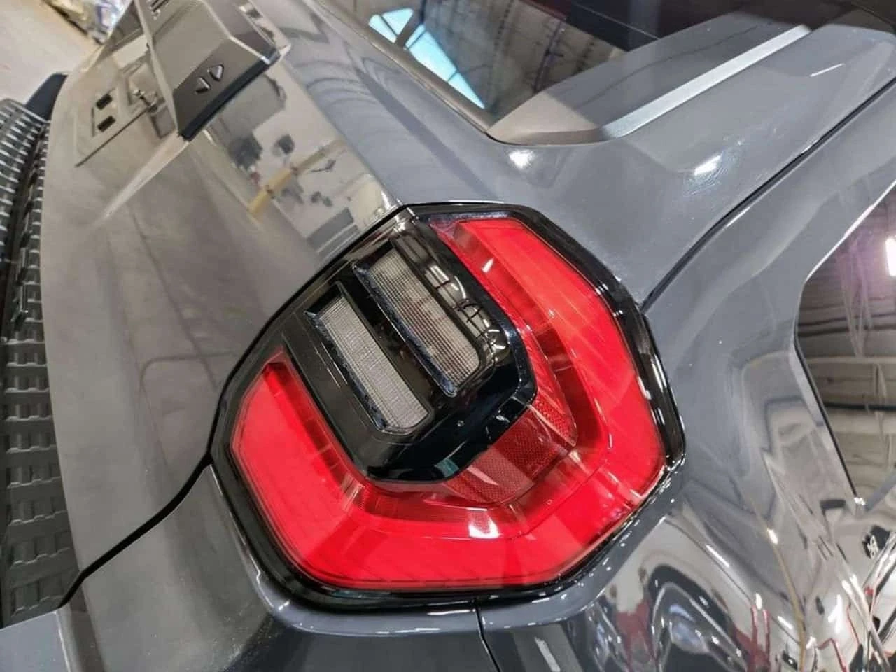 Toyota 4runner * 2.4 SR5; SAFETY SENSE 3.0, SMART KEY, 4WD, HEATE | Mobile.bg � ����������� 10
