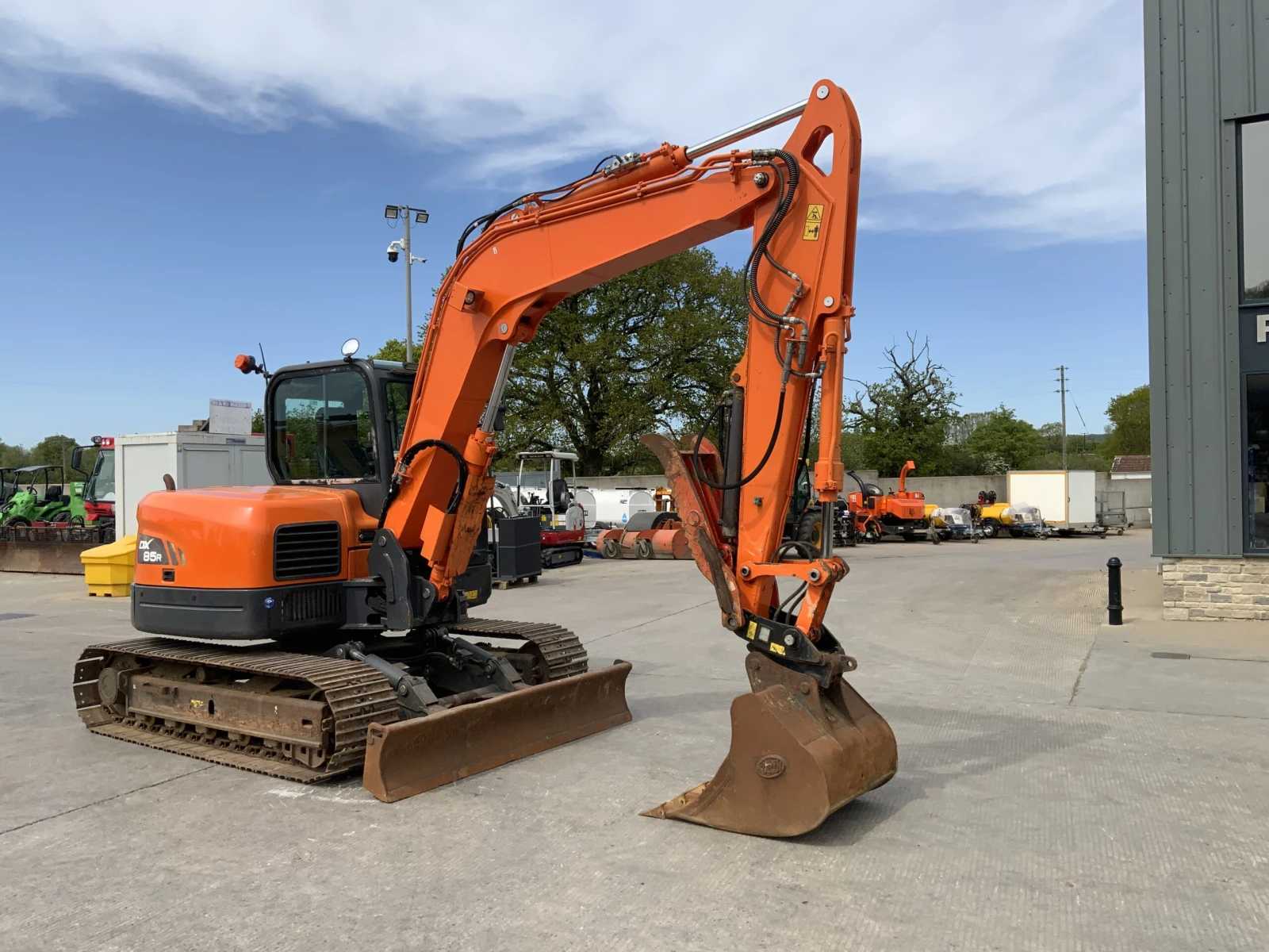 Багер DOOSAN DX85R