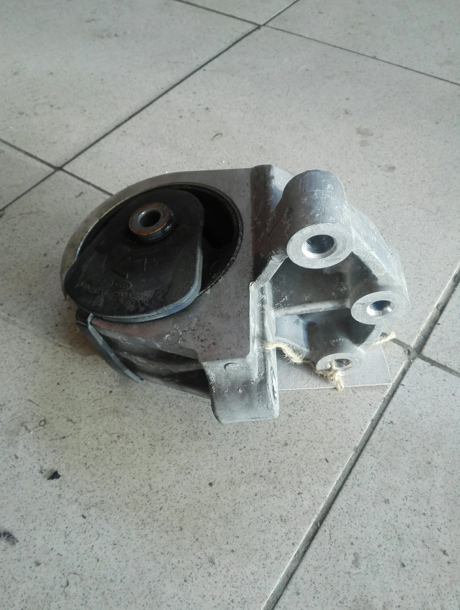 ������ ��������� ����� (�������) ��� �������� 2.7� | Mobile.bg � ����������� 1